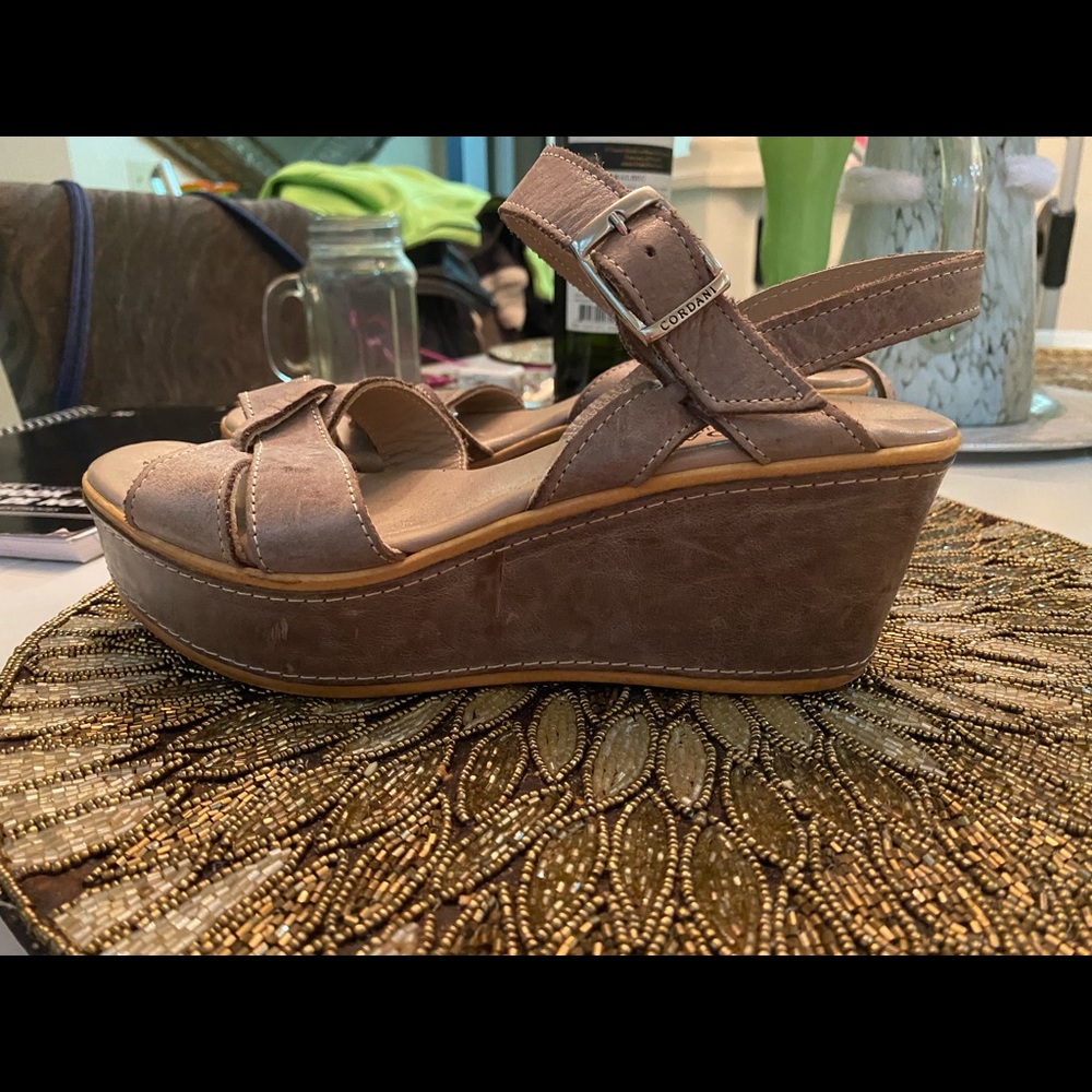 Cordina leather platform sandal